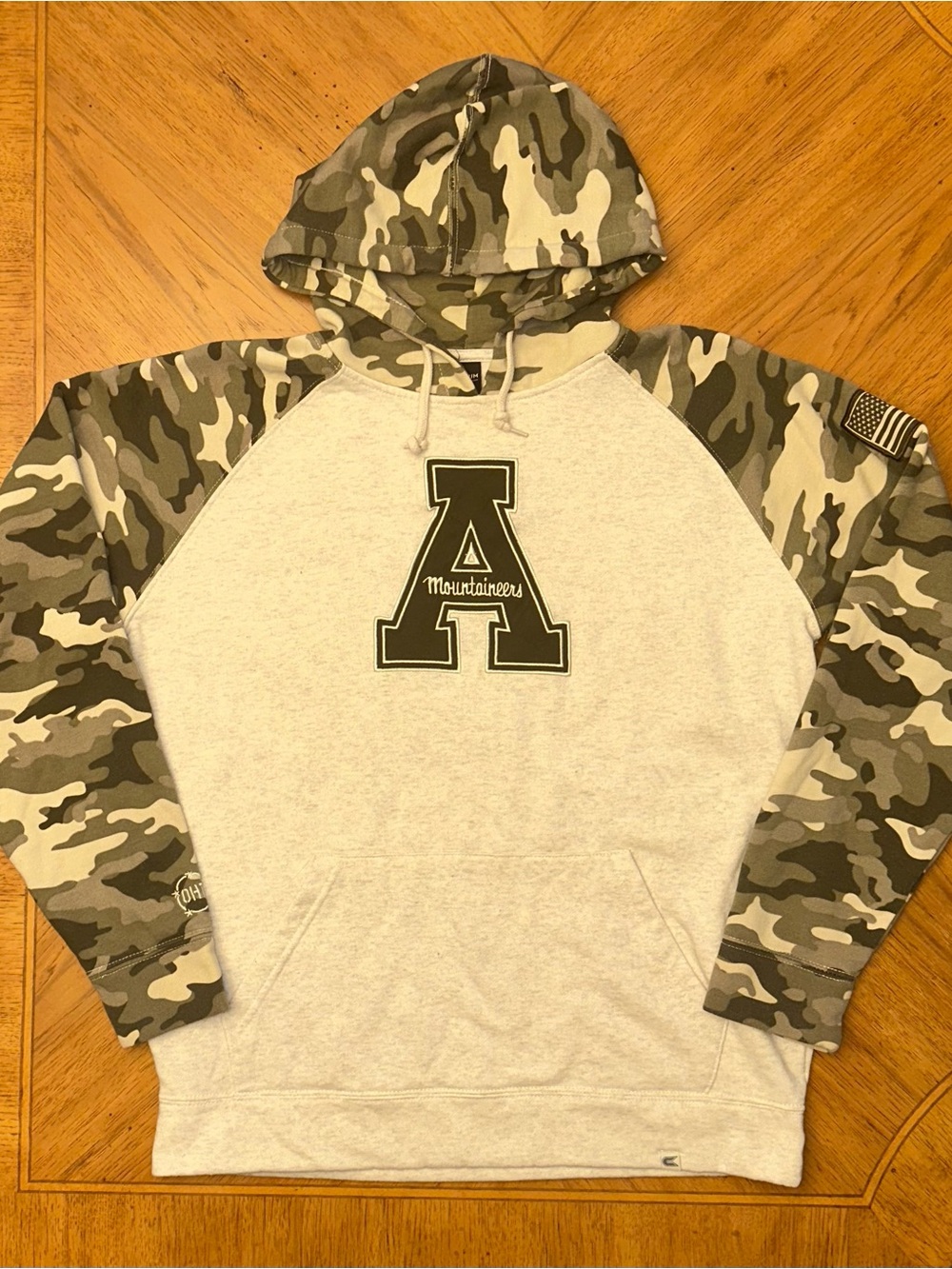 Colosseum Appalachian State Hoodie Size Large OHT Military Appreciation Camo